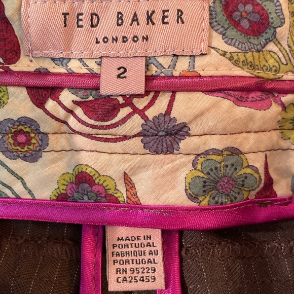Ted Baker - Cropped Wide Leg Trousers. Size 2 UK - Picture 3 of 12